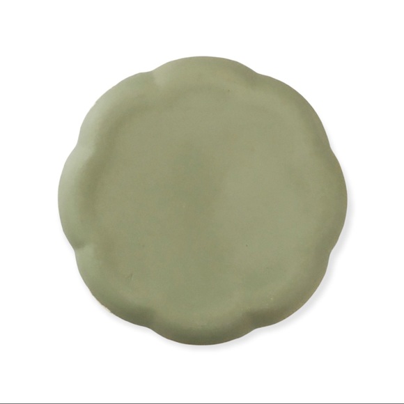 VTG Wedgwood Cream & Sage Green Box Neoclassical Motif NEW Condition - Picture 10 of 16